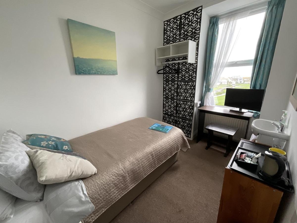 Pendrin Guest House Tintagel Oda fotoğraf